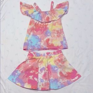 Adorable 2T Two Piece Outfit